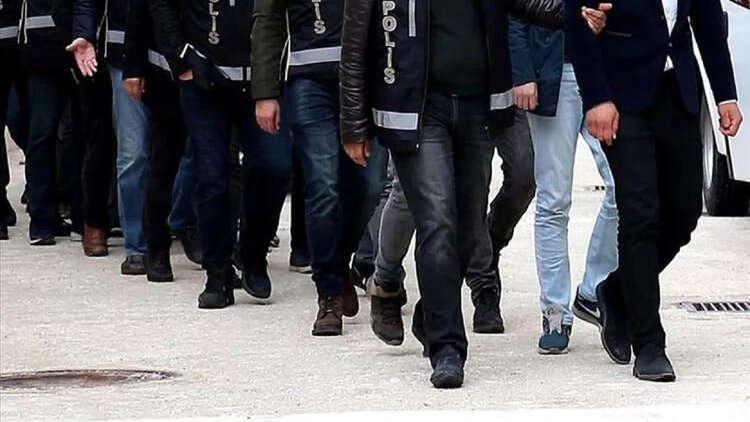 Hakkari'de rüşvet operasyonu: 7’si polis 31 gözaltı