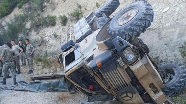 Hatay’da askeri araç devrildi: 4 yaralı