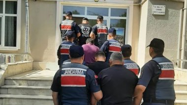 8 ilde cezaevi personeline operasyon