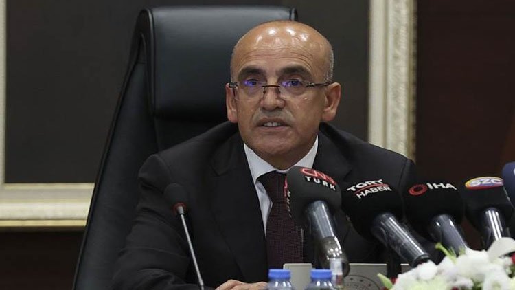 Dolar’ın 25 lirayı geçmesi sonrası Şimşek’ten ilk değerlendirme