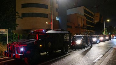 Fransa yangın yerine döndü: Zırhlı araçlar devreye girdi