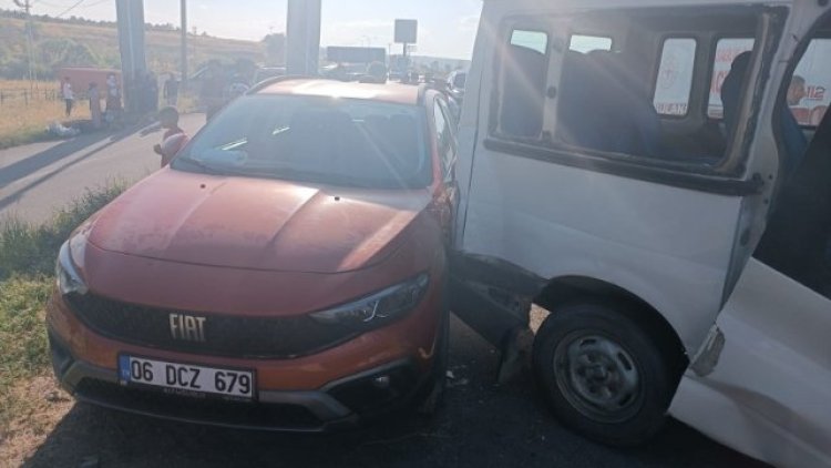Van’da zincirleme kaza: 13 yaralı