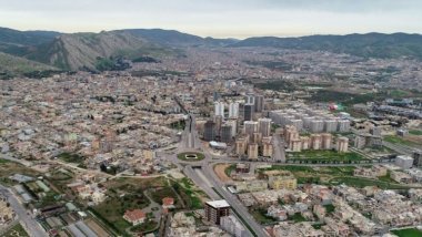 Doğu Kürdistan’ın Urmiye Kenti sanayi ve ticaret firmalarından Duhok’ta fuar açılışı