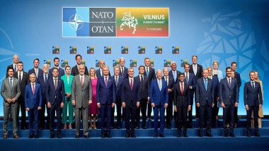 NATO Zirvesi bildirgesinde İsveç ve Rusya vurgusu