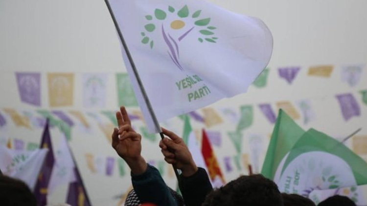 Yeşil Sol Parti 'üç harf' arıyor
