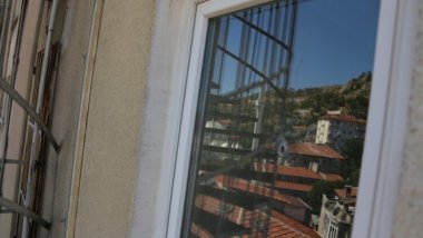 Ankara'da HDP ilçe binasına silahlı saldırı