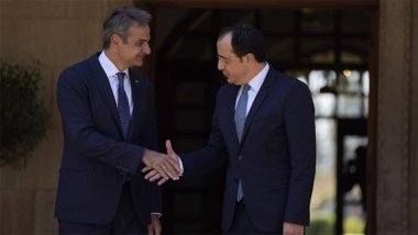 Yunanistan ve Kıbrıs liderlerinden Türkiye açıklaması: 'İşgalci bir ordunun varlığına izin verilmemeli'