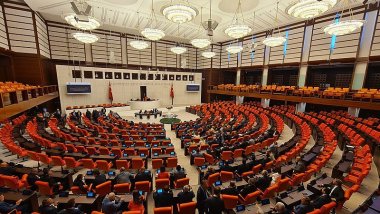 TBMM'ye Zazaca-Türkçe çift taraflı kartvizit başvurusu