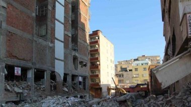 Diyarbakır'da 137 kişinin öldüğü iki bina ruhsatsız ve kaçak çıktı