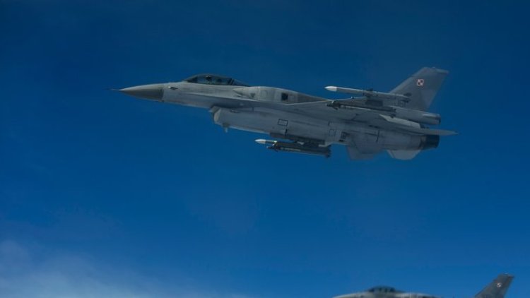 İngiltere, 2 Rus uçağına karşı savaş jetlerini havalandırdı