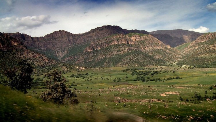 Erbil'de bir mağarada erkek cesedi bulundu