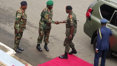 Afrika Birliği, darbe sonrası Nijer'in üyeliğini askıya aldı