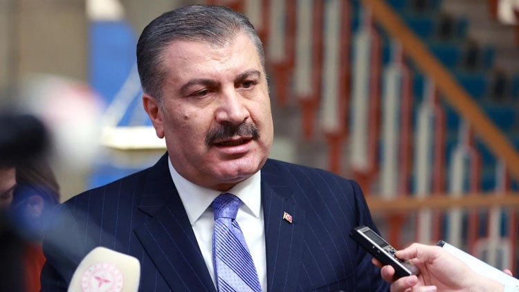 Yeni Koronavirüs varyantı Türkiye'de görüldü mü? Fahrettin Koca'dan açıklama