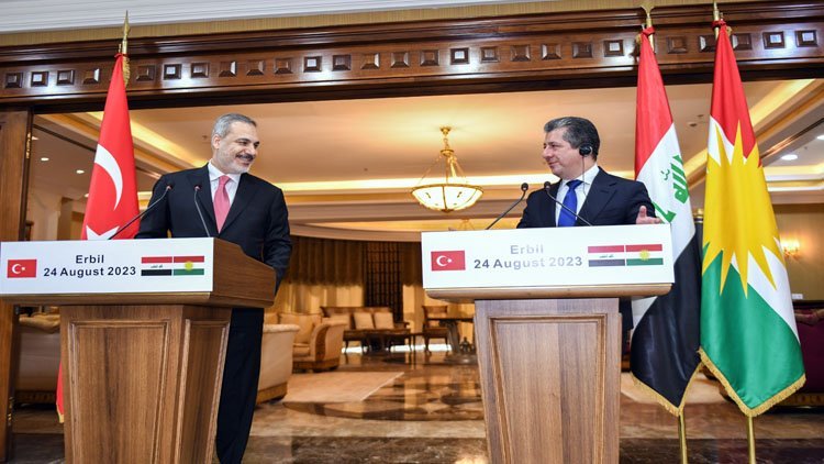 Mesrur Barzani ile Hakan Fidan’dan ortak basın açıklaması