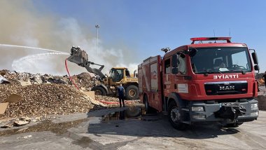 Maraş'ta geri dönüşüm fabrikasında yangın