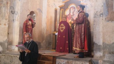 Tarihi Akdamar Kilisesi'nde 11'inci ayin