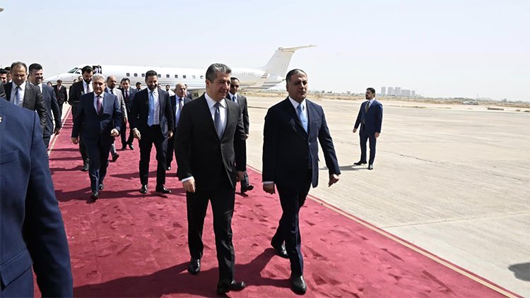Başbakan Mesrur Barzani başkanlığındaki hükümet heyeti Bağdat’ta