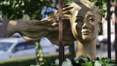 Brüksel’de Jina Emini'nin heykeli dikildi