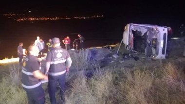 Van'da mültecileri taşıyan otobüs kaza yaptı: 5 ölü