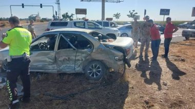 Urfa'da iki otomobilin çarpıştığı kazada 1 kişi öldü, 5 yaralı