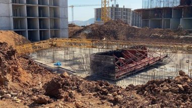 Adıyaman’da vinç devrildi: 3 işçi ağır yaralı