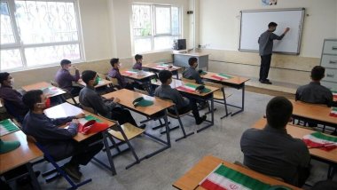 İran'dan Türkiye'dekine benzer bir hikaye: 'Farsça konuş çok konuş'