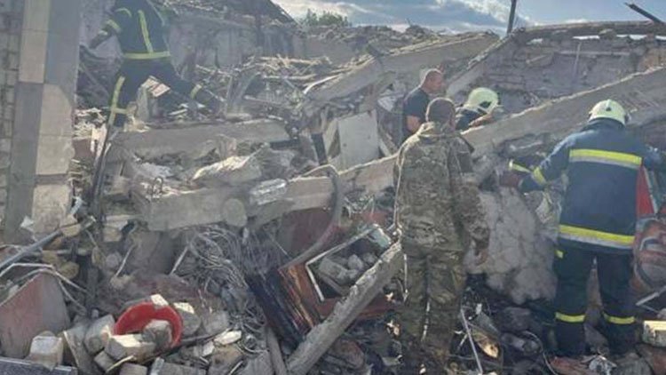 Rusya Harkiv'i vurdu: En az 49 ölü