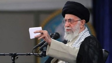 Hamaney'in danışmanı: İran, Filistin'in İsrail'e yönelik saldırısını destekliyor