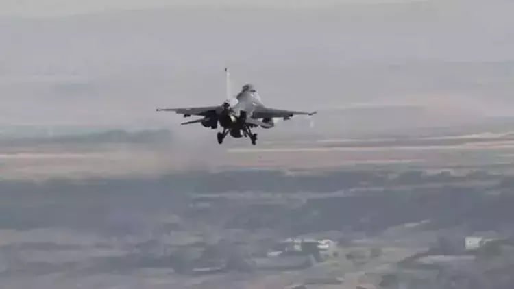 Duhok'ta bir araca hava saldırısı: 3 kişi yaşamını yitirdi