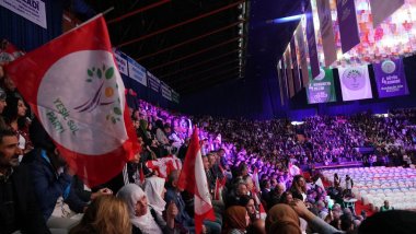 YSP'de kongre başladı: Eş genel başkanlar ve partinin yeni ismi belli oldu