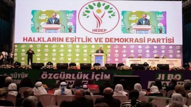 Yeşil Sol Parti'nin isim değiştirmesi Diyarbakır'da nasıl karşılandı?