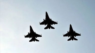 ABD'nin F-16 filosu Orta Doğu'ya ulaştı
