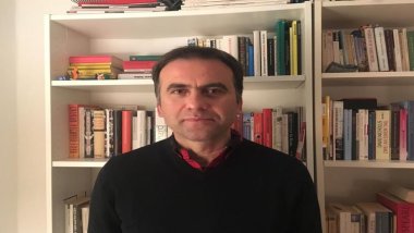 KHK ile ihraç edilmişti: Akademisyen Barış Ünlü göreve iade edildi