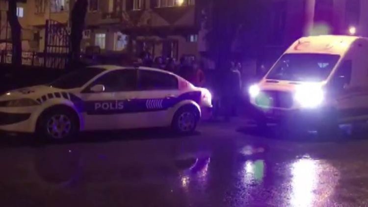Erzurum'da bıçaklı ve sopalı kavgada 3 kişi yaralandı