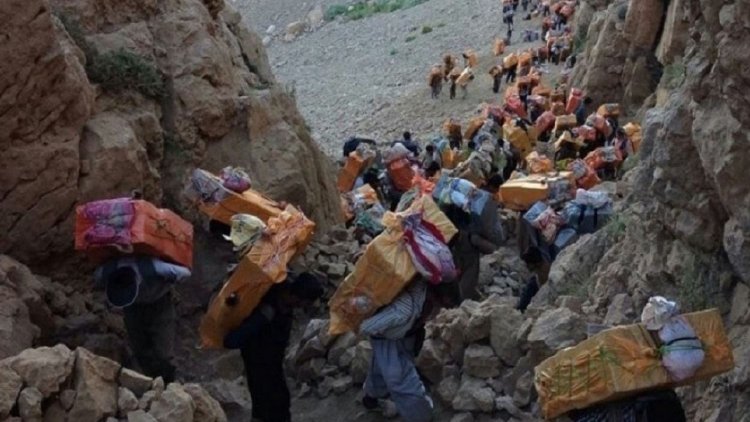 İran askerleri Kürt kolberlere saldırdı: 1 ölü, 7 yaralı