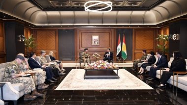 Başbakan Mesrur Barzani, İngiliz askeri heyetiyle görüştü