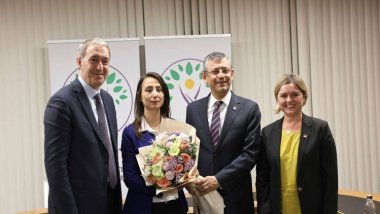 CHP lideri Özgür Özel'den DEM Parti'ye ziyaret