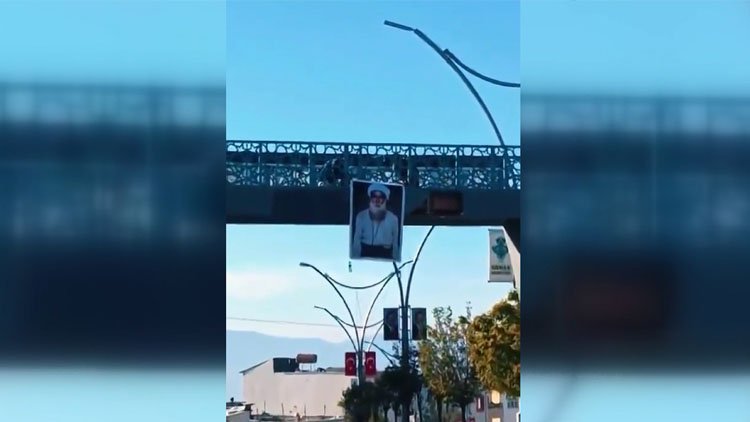 Şırnak’ta bir üst geçide Şeyh Said posteri asıldı