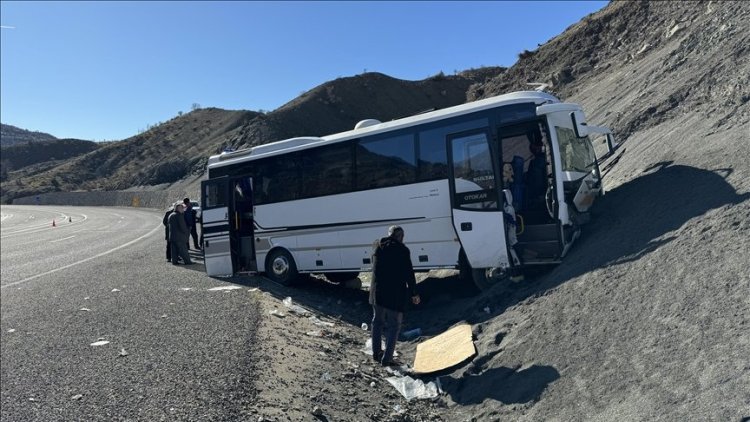Diyarbakır’da midibüs kazası: 27 yaralı