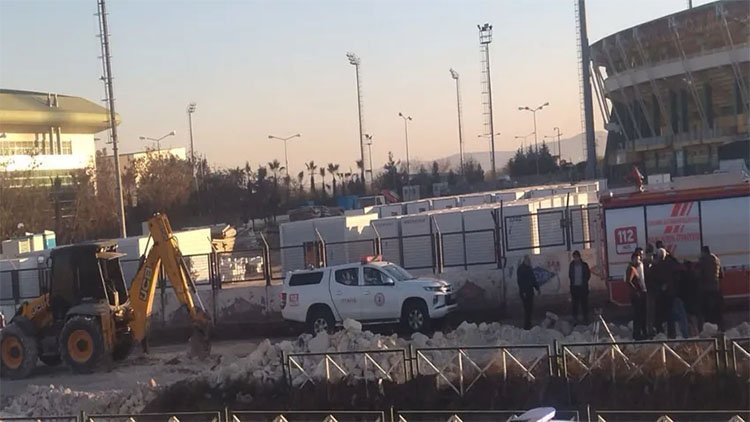 Urfa’da kanal çalışmasında göçük