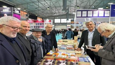 Diyarbakır Kitap Fuarı, Onur Konuğu Meselesi ve Kürd Yayıncılığı