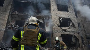 Rusya, Kiev ve Harkiv'i vurdu: Ölü ve yaralılar var