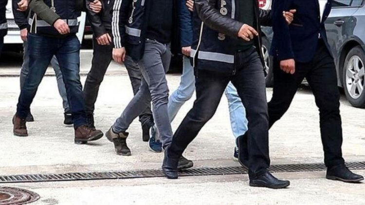 Batman'da ev baskınları: 12 gözaltı