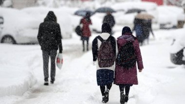 Eğitime kar engeli: Bitlis ve Van'da okullar tatil