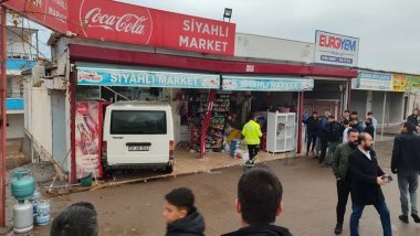 Diyarbakır'da minibüs markete girdi: 5 öğrenci yaralı