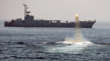 Husiler, ABD gemisini hedef aldı