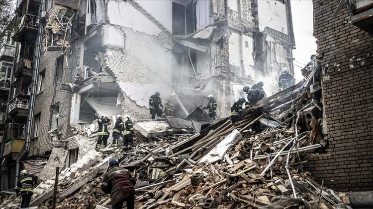 Rusya'dan Ukrayna şehirlerine yoğun füze saldırıları