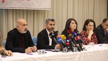 Diyarbakır'da 'Kürt sorununun çözümü' toplantısı