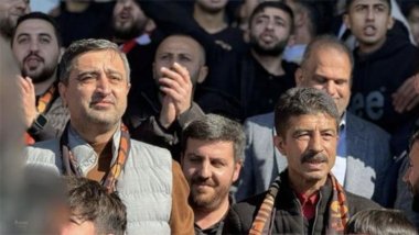 Yıldıray Oğur: İstanbul seçimlerini izlemekten sıkılanlar için bir öneri...Batman