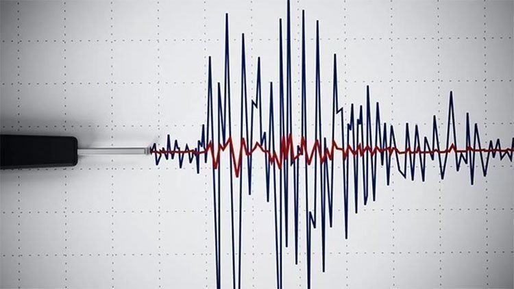 Ağrı'da üst üste 5 deprem!
